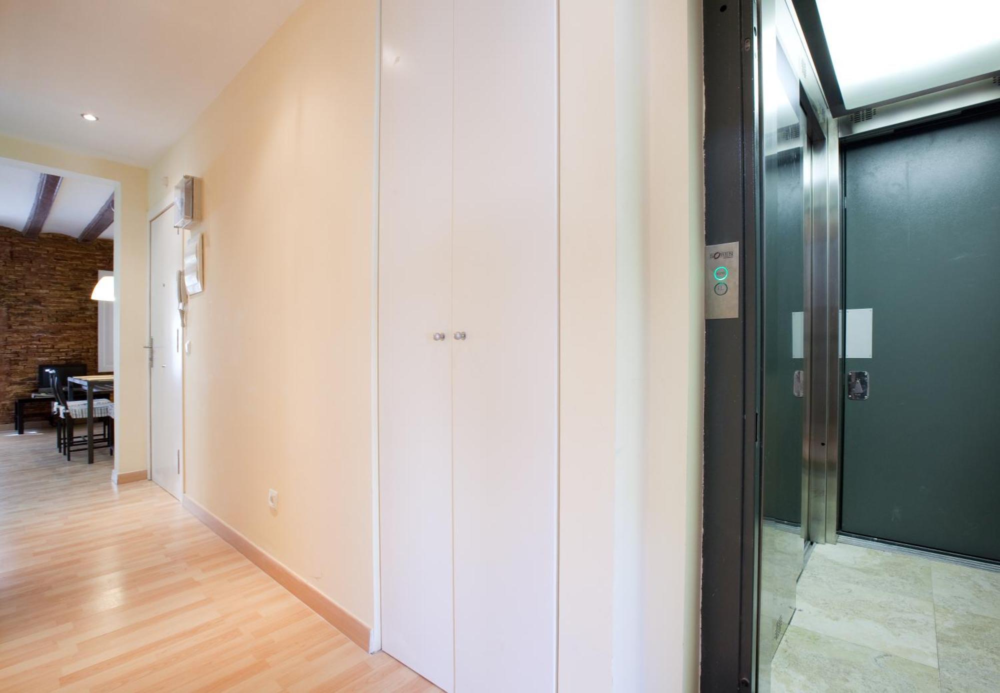 Gothic - Ramblas Apartments برشلونة المظهر الخارجي الصورة